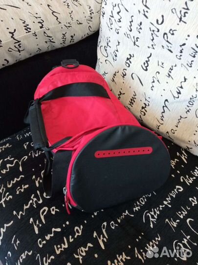 Спортивная сумка nike. 