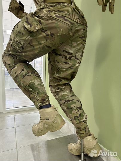 Тактический боевой костюм