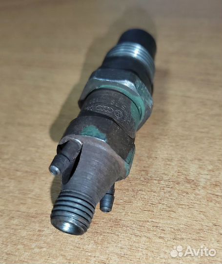 Форсунка дизельная VW Golf 3/Vento