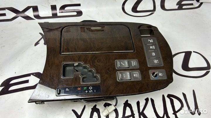 Накладка декоративная Lexus Ls460 460L UVF46