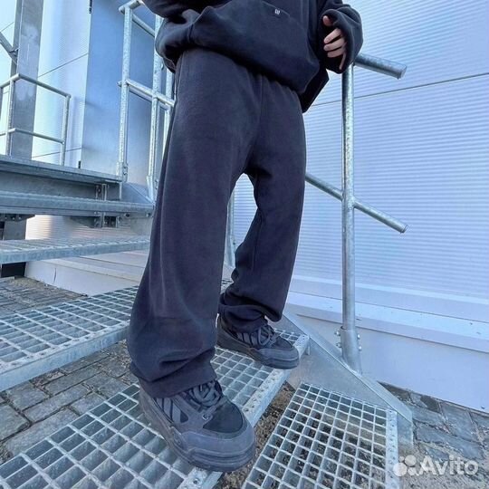 Штаны Yeezy x Gap Fleece Jogging Pants