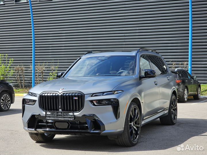 BMW X7 4.4 AT, 2022, 10 300 км