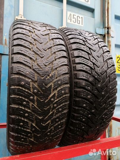 Nokian Tyres Hakkapeliitta 8 SUV 215/65 R16