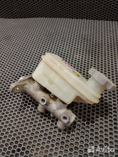 Главный тормозной цилиндр Hyundai Getz G4EE 1.4