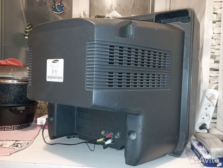 Телевизор Samsung CS-20F1R