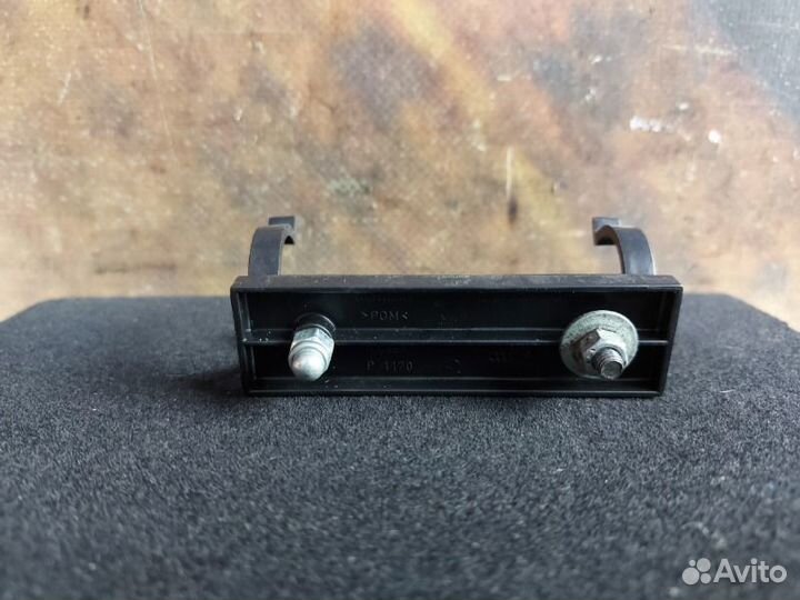 Крепление сигнального огня Audi Allroad C5 ARE