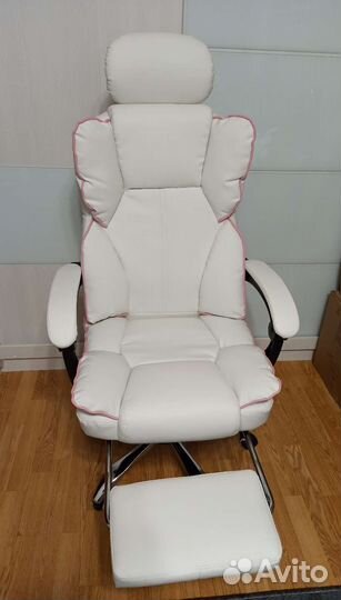 Офисное кресло новое мягкое