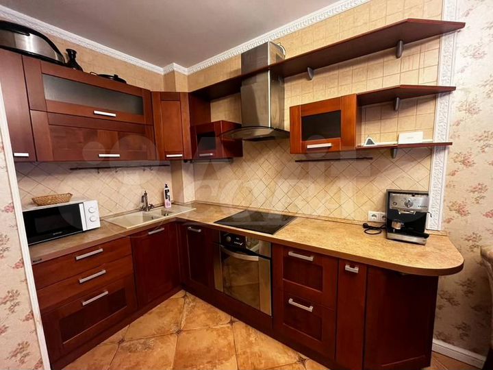 3-к. квартира, 101 м², 7/9 эт.