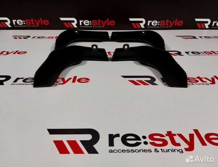 Брызговики Toyota Camry 50 1м 2011-2014 S987