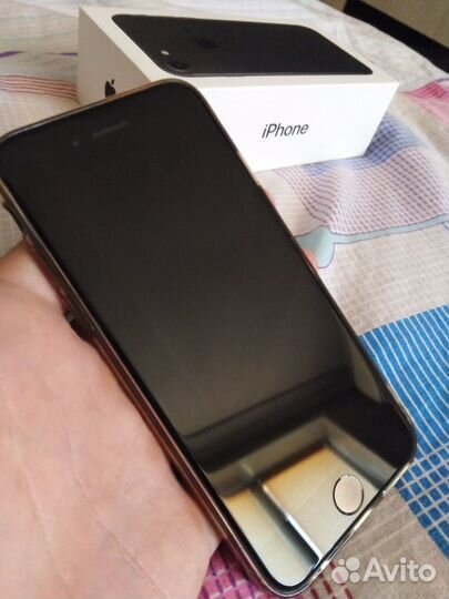 iPhone 7, 32 ГБ