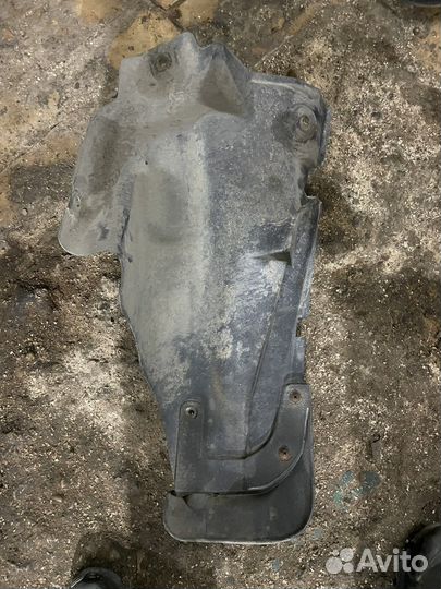 Подкрылок задний левый Hyundai Elantra 4 HD