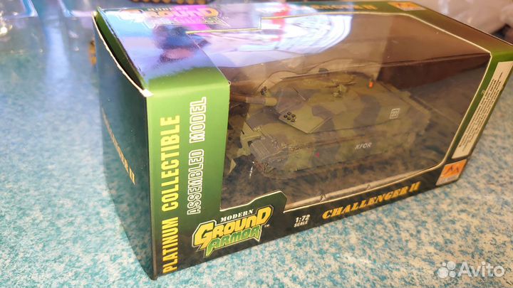 Танк Challenger 1/72