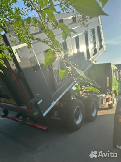 Shacman (Shaanxi) SX32586T384, 2023