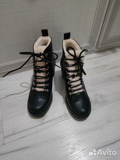 Ботинки женские