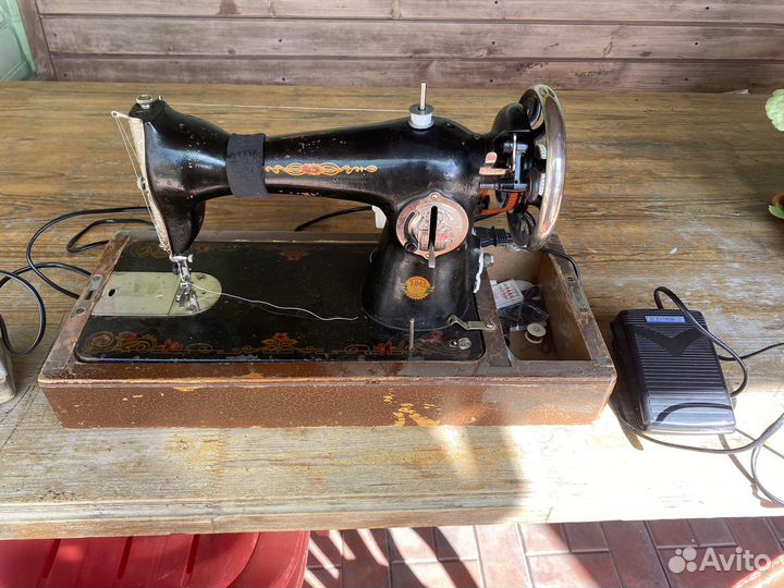 Швейная машинуа пмз им. Калинина