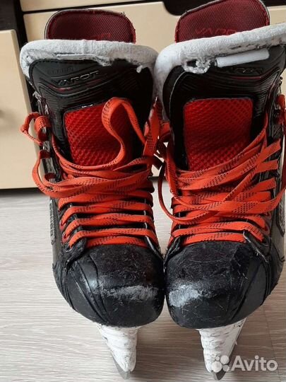 Хоккейные коньки bauer vapor x800