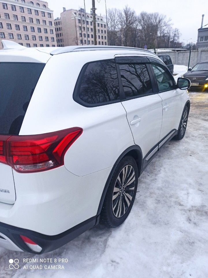 Mitsubishi Outlander: фото владельца