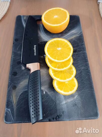 Новый острый нож для кухни