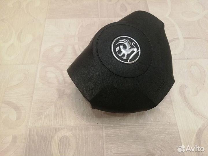 Подушка безопасности руля Airbag Opel Zafira B