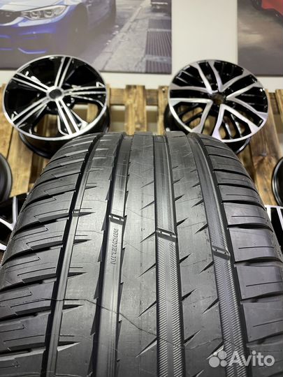 Michelin Pilot Sport 4 SUV 275/40 R20 106Y
