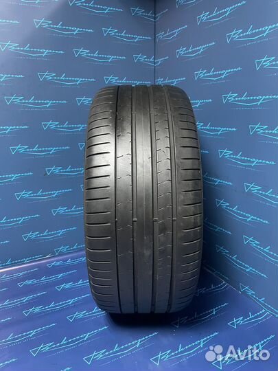 Pirelli P Zero PZ4 255/35 R19 96Y