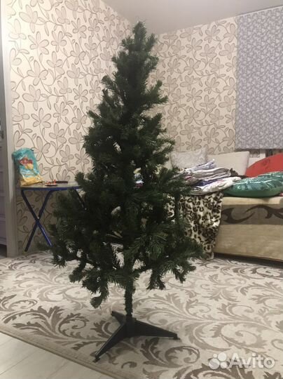 Елка искусственная