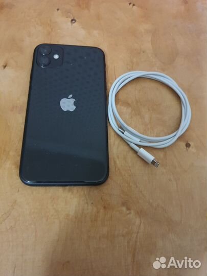 iPhone 11, 64 ГБ