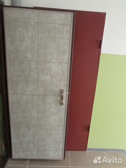 Дверь входная металлическая