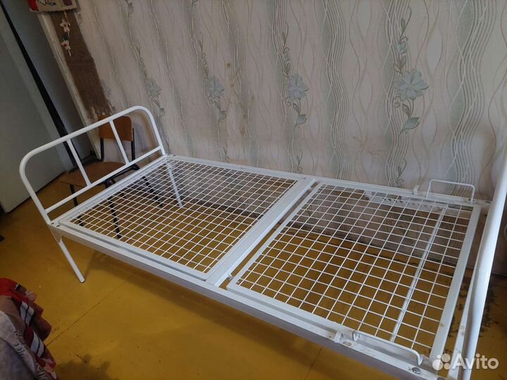 Медицинская кровать для лежачих больных