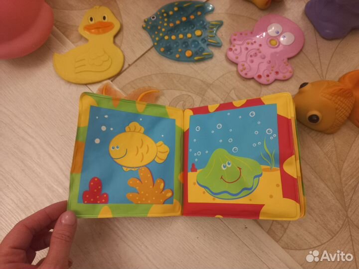 Набор игрушек для купания