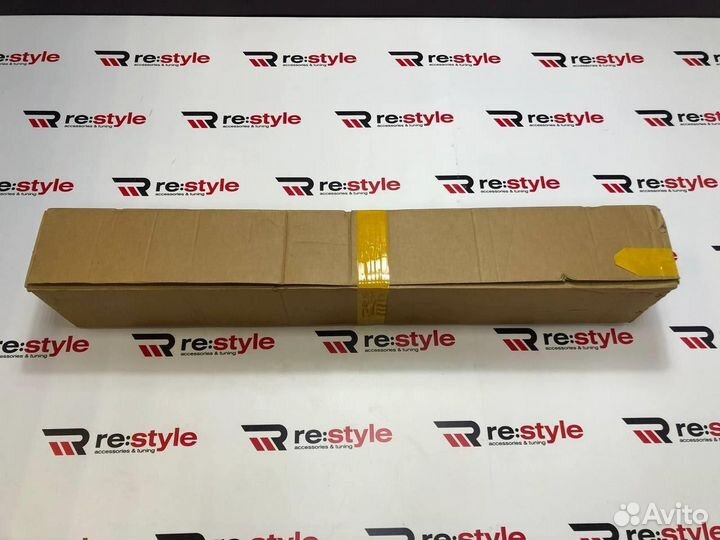 Молдинги дверей Toyota Land Cruiser 200