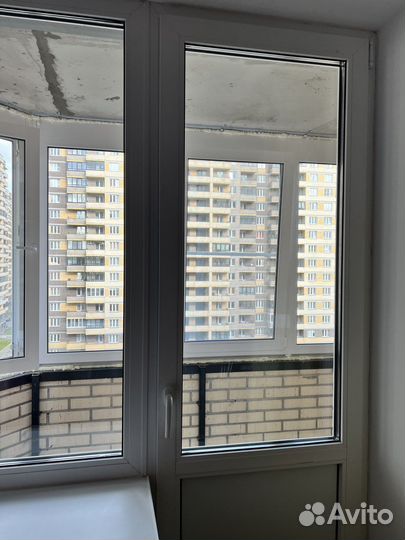 Окно с дверью, стеклопакет