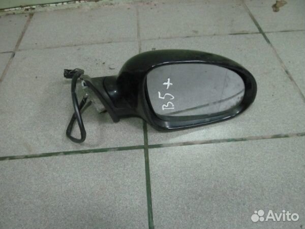 Зеркало правое Volkswagen Passat B5 1997-2005