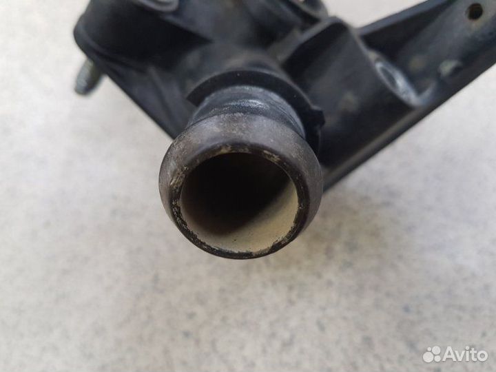 Корпус термостата Ford Focus 3 1.6 pnda 2012