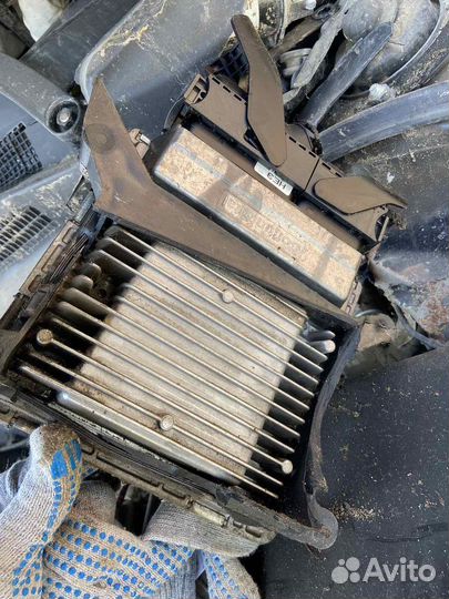 В разборе Kia Madgentis 2010 2,0MT