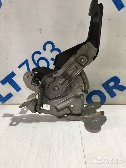 Педаль ручника infiniti FX35 3.5 ат