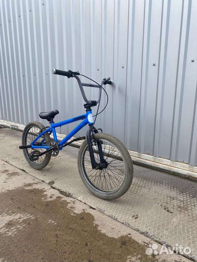 Трюковой велосипед BMX