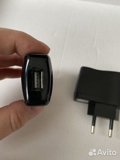 Зарядное устройство для телефона