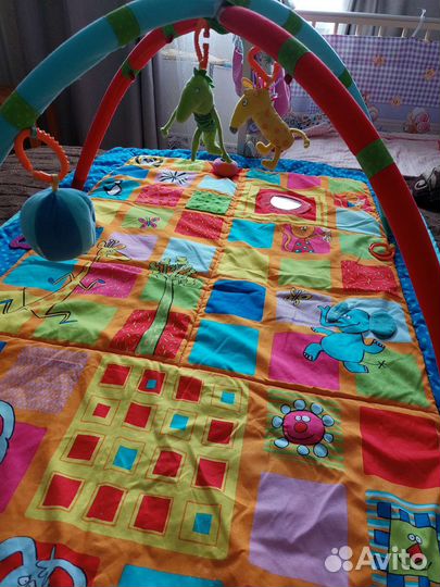Развивающий коврик