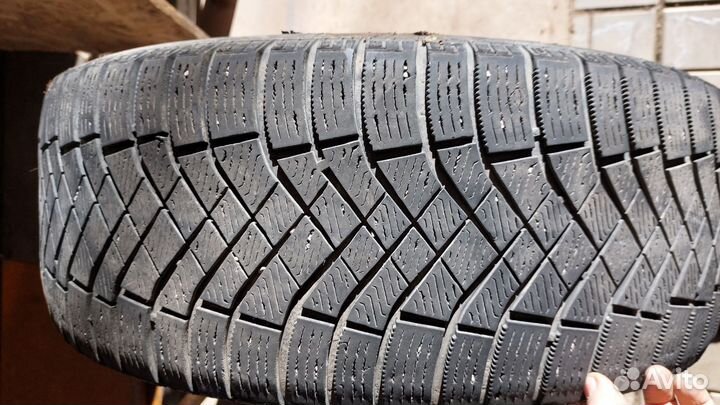 Pirelli Ice Zero FR 235/55 R18 104T