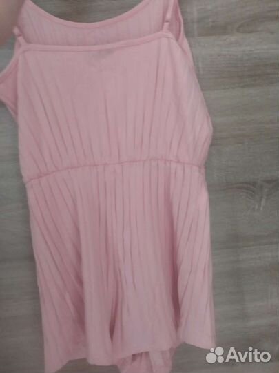 Комбинезон на бретельках в рубчик