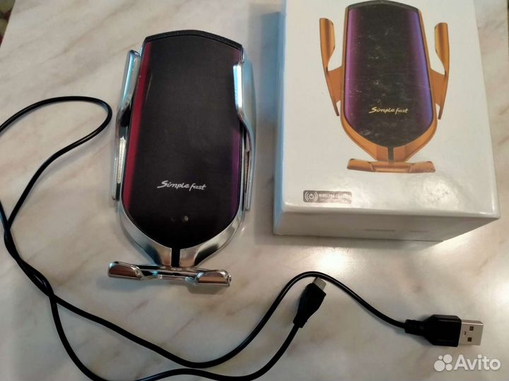 Смарт-подст для телефона в авто