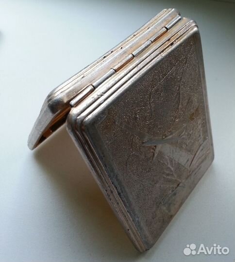 Портсигары б/у, мундштук, обуви.ложка