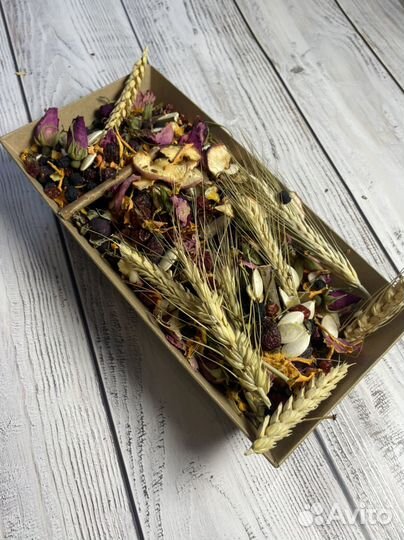 Копошилка для попугаев и грызунов. 300 гр ассорти