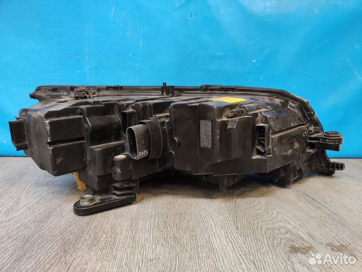 Фара левая Skoda Octavia 2017-2020