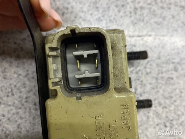 Реле омывателя фар Mazda6 3301041654