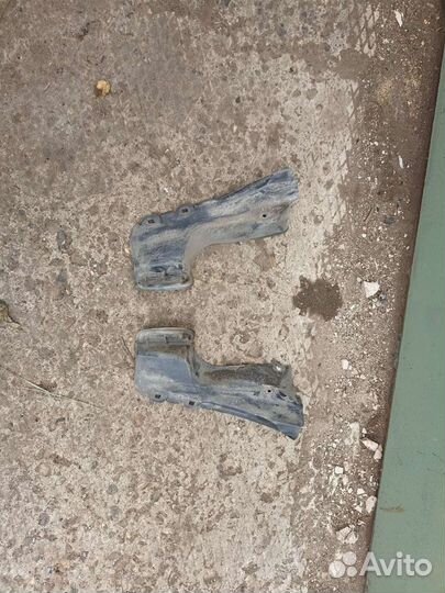 Подкрылки задние lancer 9