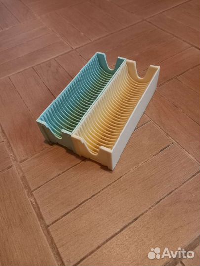 Диапозитивы, подставки для диапозитивов, рамки