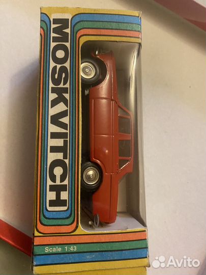 Модель авто 1:43 Москвич 408 Россия 90ые годы