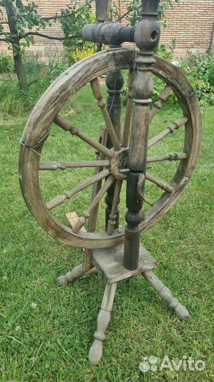 Прялка деревянная старинная